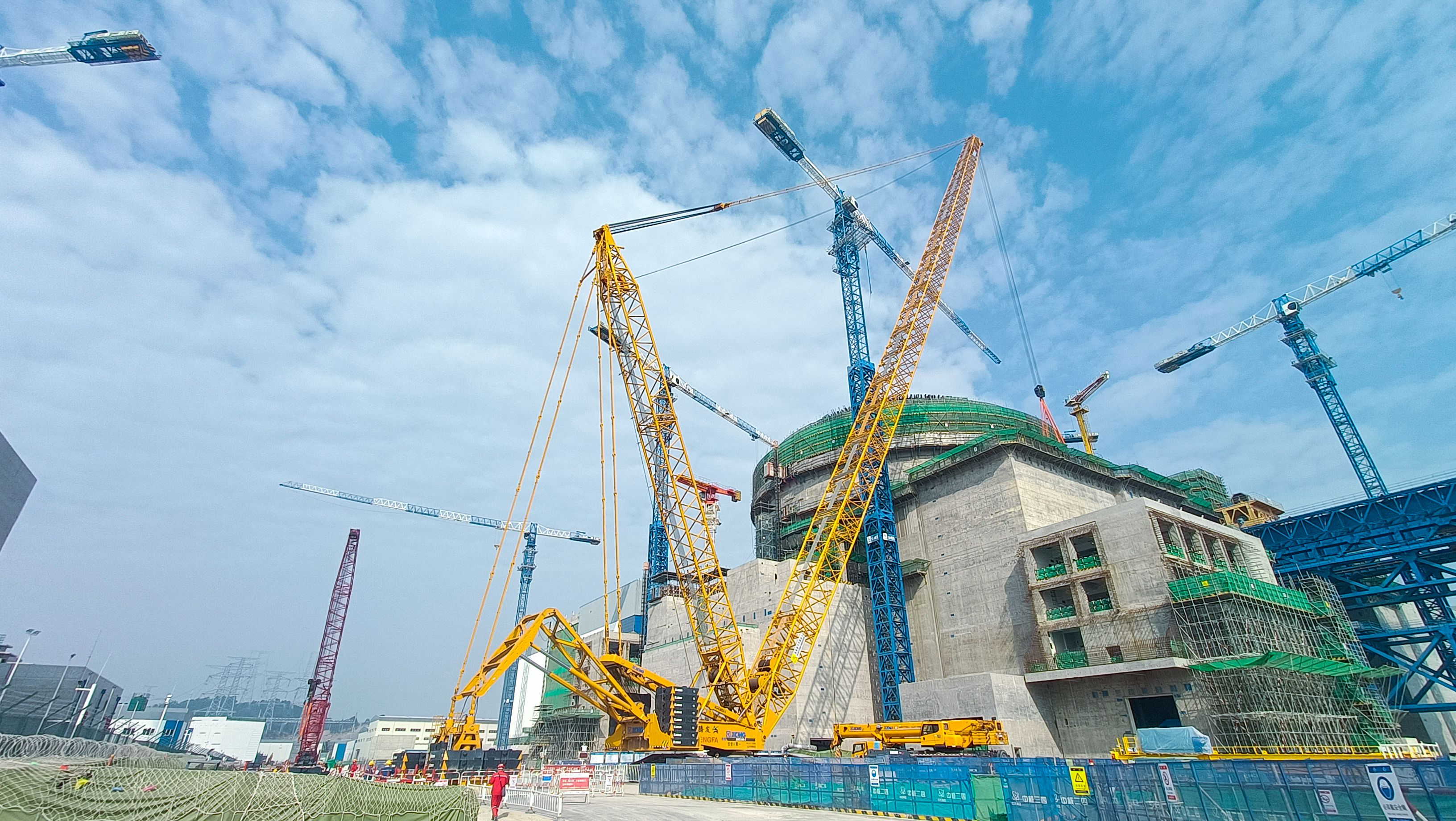 “稳”字当头！拉斯维加斯9888XGC800-I履带起重机助建福建大型核电项目