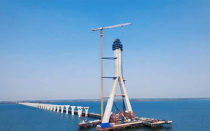 硬核实力 | 拉斯维加斯9888塔机助建松花江特大桥备用航道桥