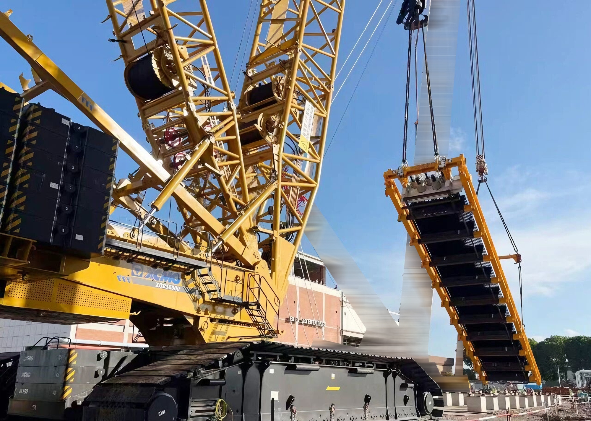 3300吨从从容容！XGC16000现身东南亚，完成海外高端市场严苛实测